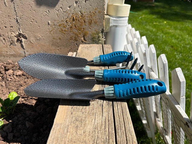 Garden Tool Set with Ergonomic Handles