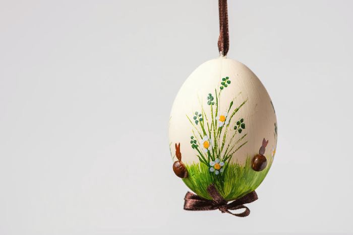 Hand-Painted Easter Eggs For Easter Hostess Gifts