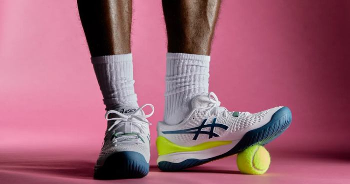 Custom-Fit Tennis Shoes Of Tennis Lovers Present