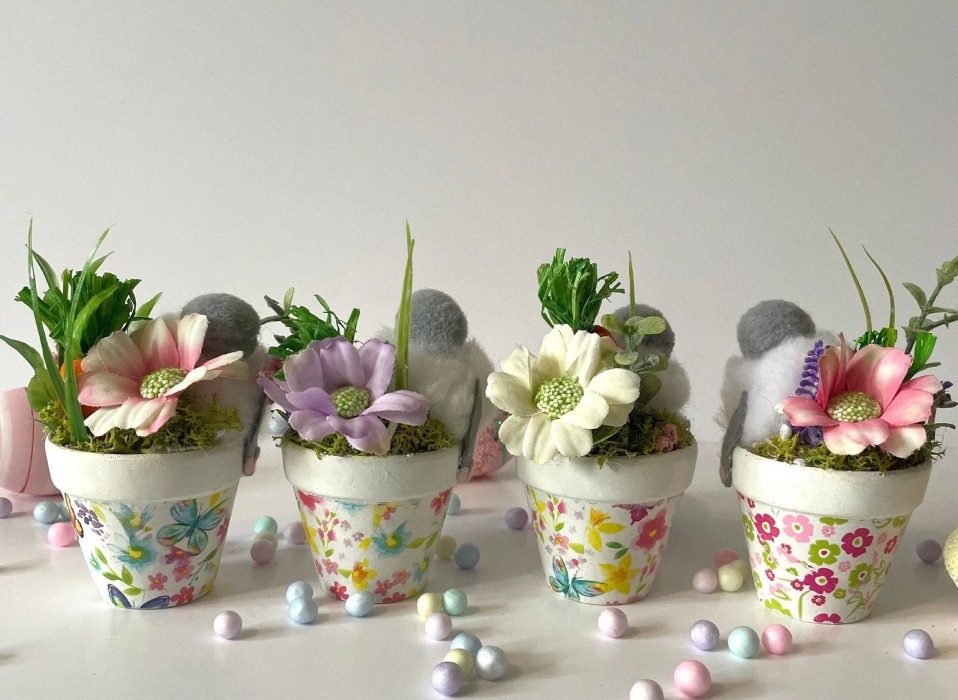 Decorative Planters for Friends as Easter Presents