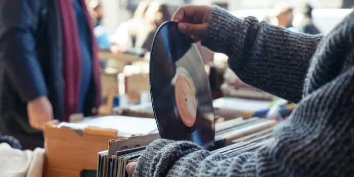 gifts for the vinyl lover