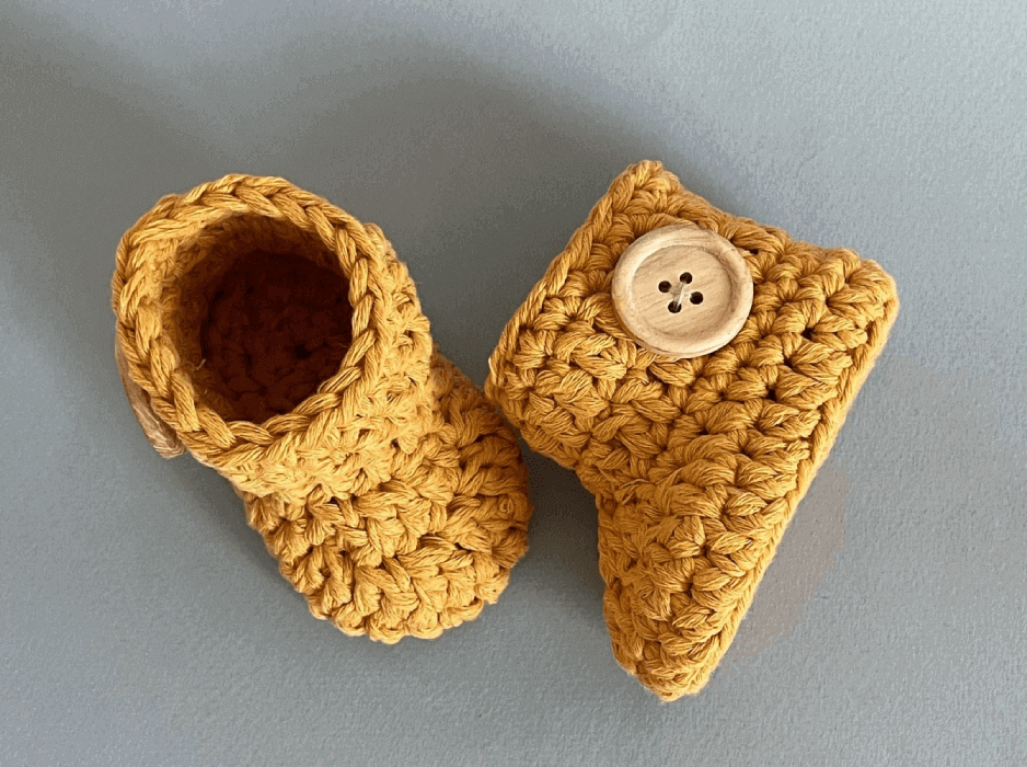 Cute Baby Booties Mother's Day Crochet Gifts for New Mom