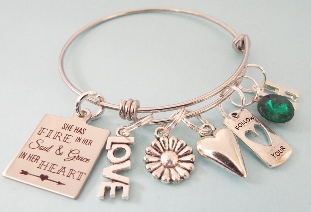 Personalized Jewelry 17th Birthday Gifts for Girls