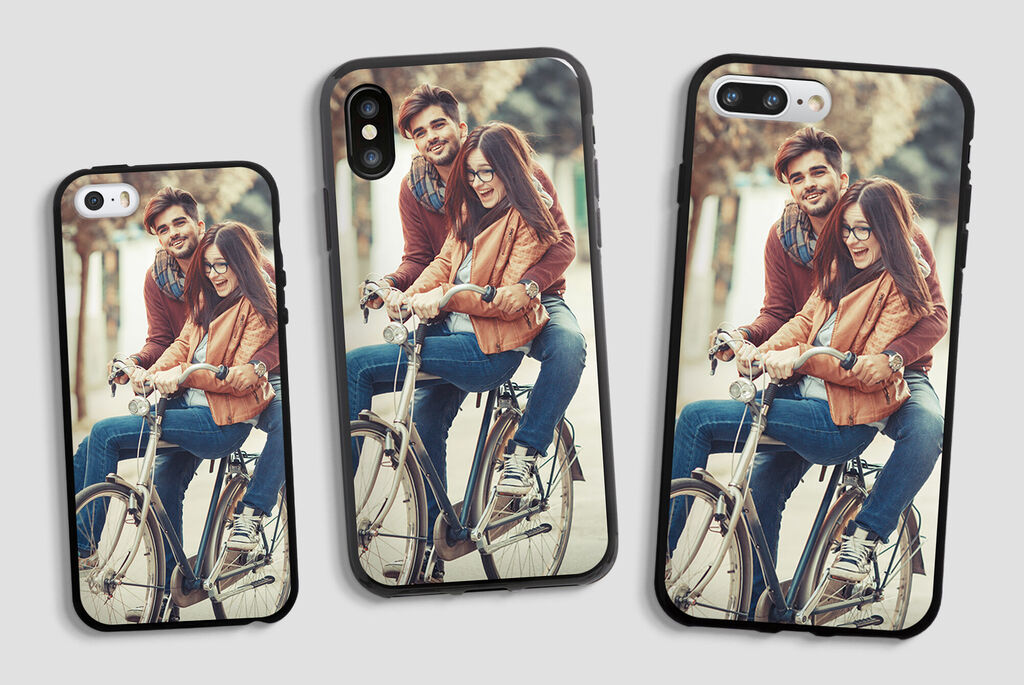 Personalized Phone Cases for A Wedding Guest Return Gift