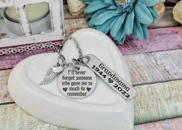 Custom Memorial Jewelry As Memorial Gifts For Loss Of Husband